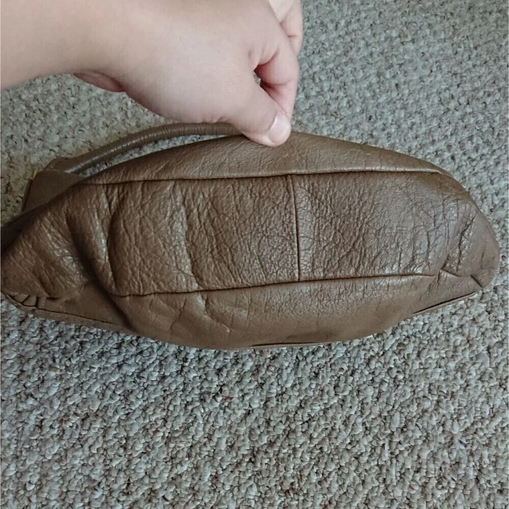 MARC by Marc Jacobs Preppy Leather Hobo Bag - light brown